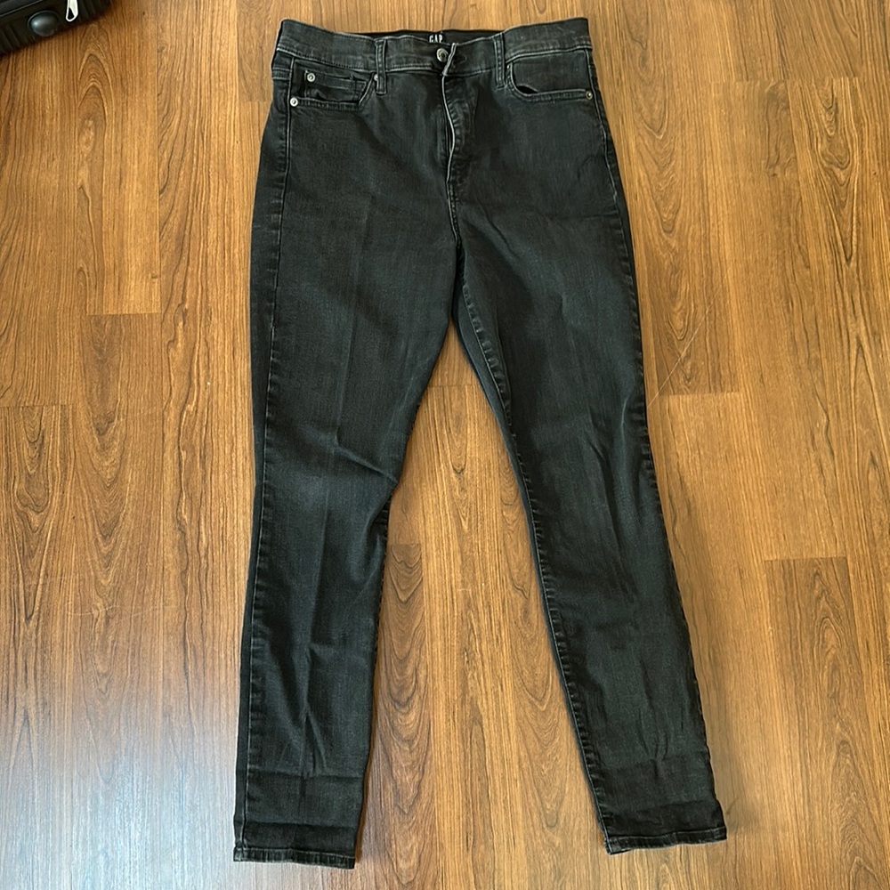 Black Gap Jeans